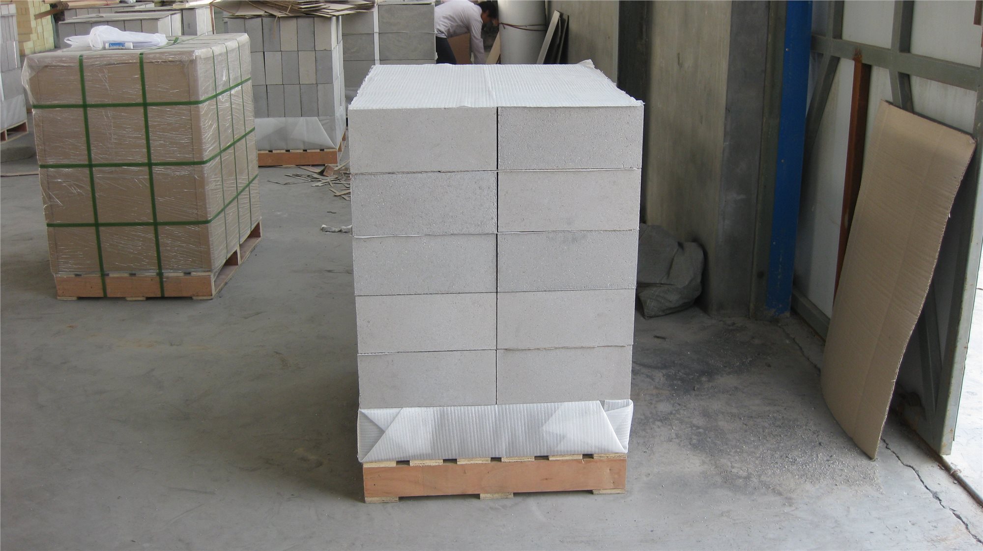 磷酸盐结合的高铝砖